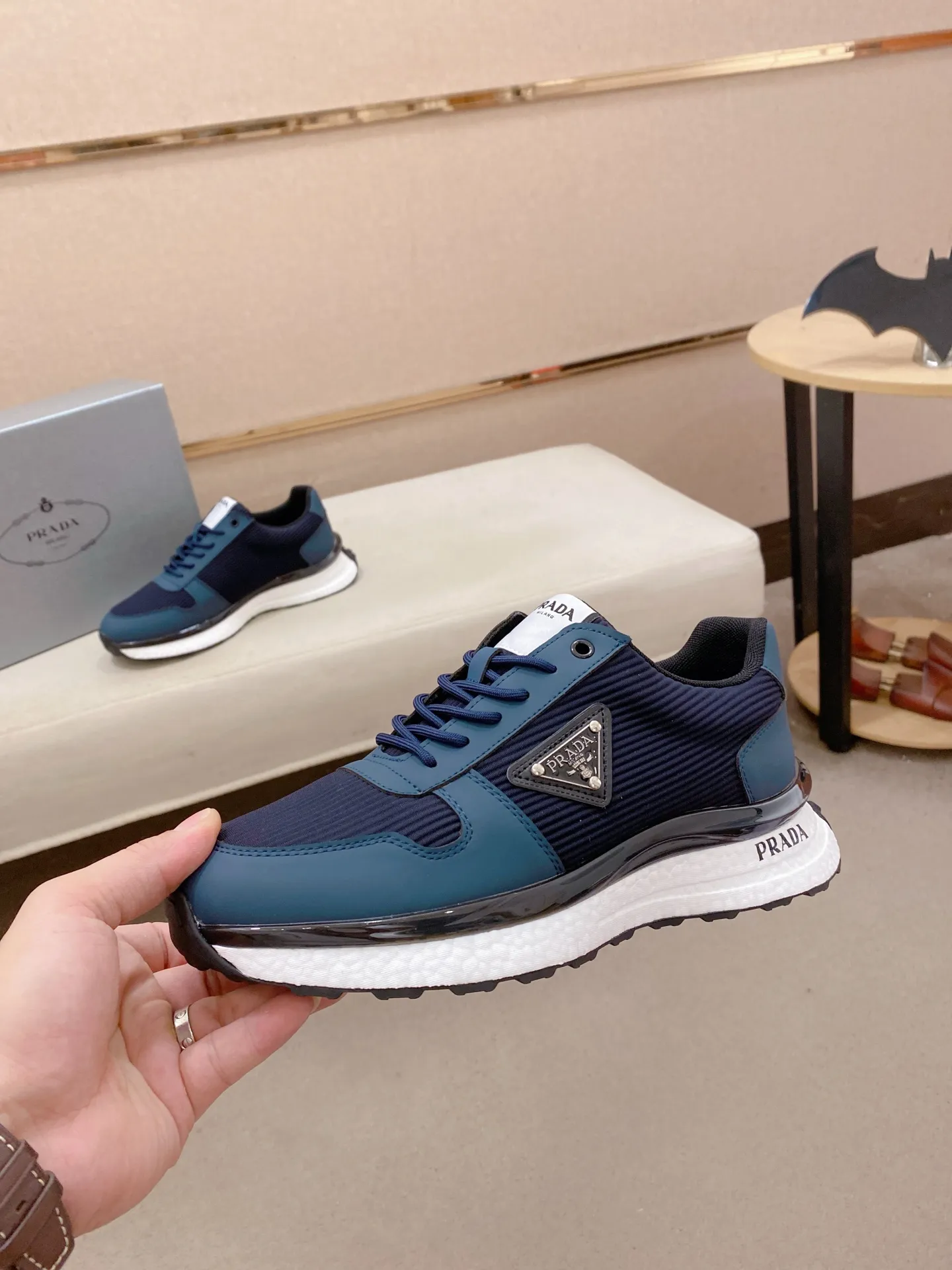 Men's shoes 💰: 462💰 [Prada～Prada] Trendy new styles are on the market. Same style as the official website. Counter quality. Original version. [Strong] [Strong] Imported selected first-layer cowhide. Comfortable and breathable sheepskin lining, fine workmanship, upper layer made of 100% pure cowhide, original last shape, comfortable on the feet, shoe sizes 38 to 44